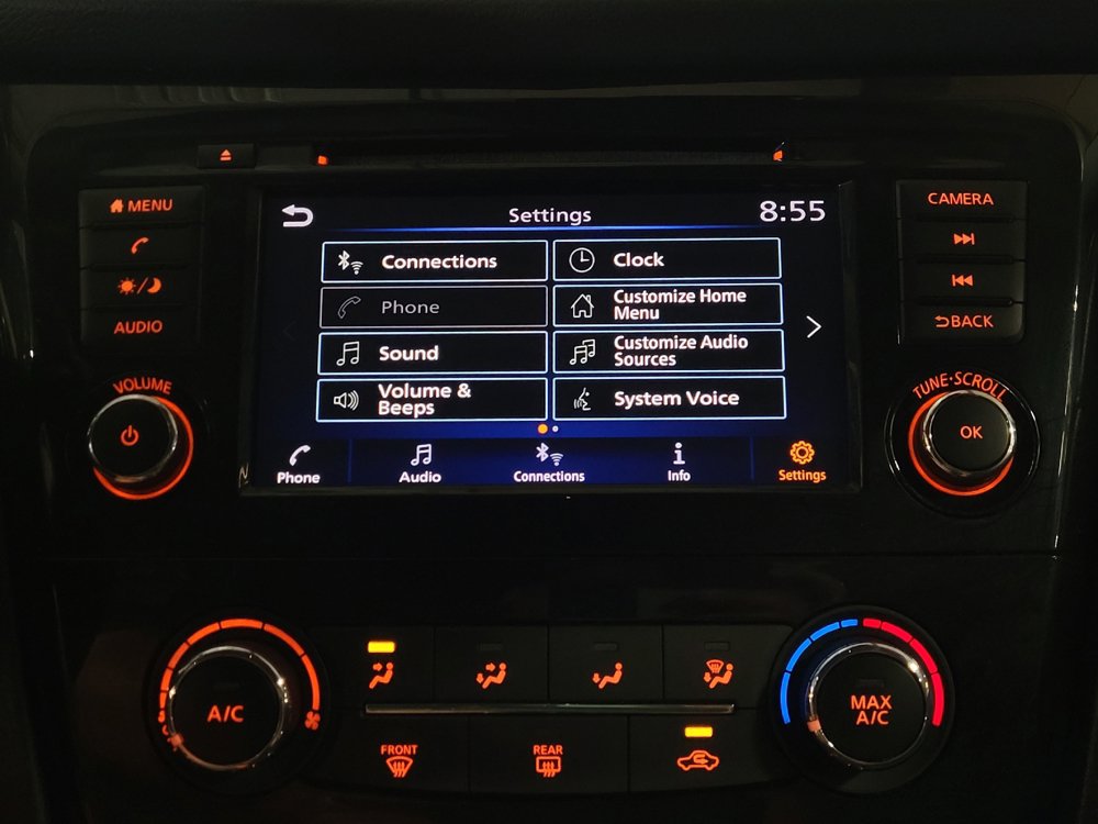Used 2020 Nissan Rogue S w/ Special Edition Package FWD image 25