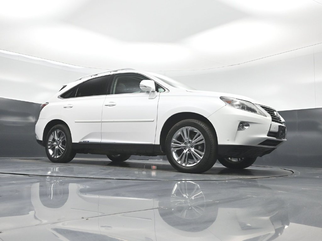 Used 2015 Lexus RX 450h AWD image 3