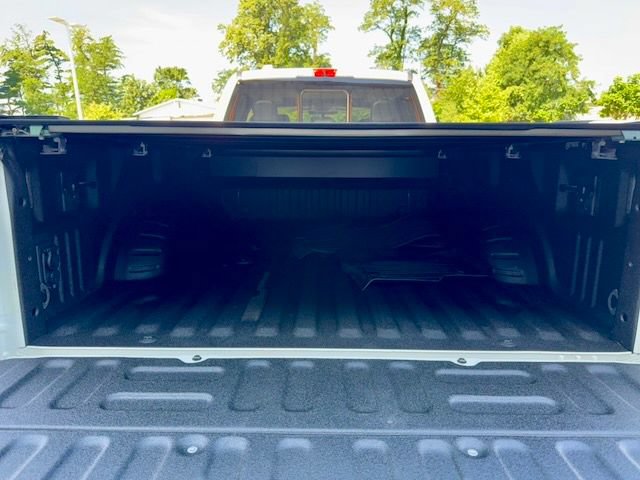 Used 2020 Ford F450 Limited w/ FX4 Off-Road Package AWD/4WD image 6