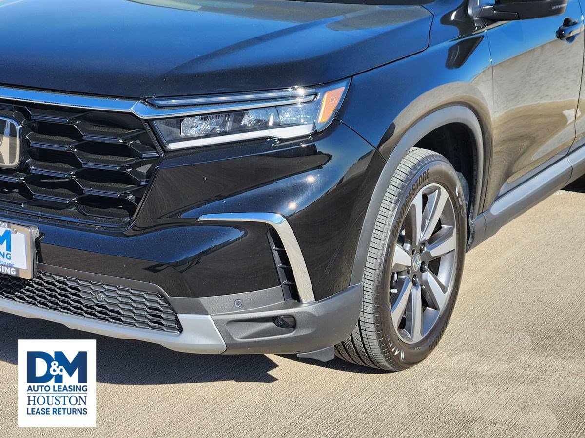 Used 2025 Honda Pilot Touring image 12