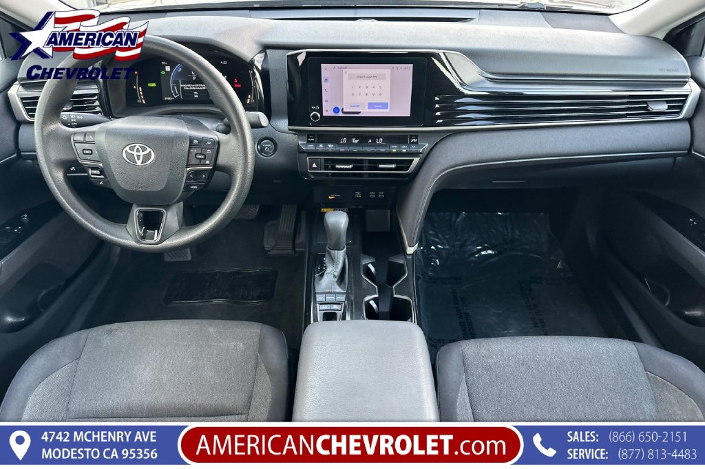 Used 2025 Toyota Camry LE FWD image 17