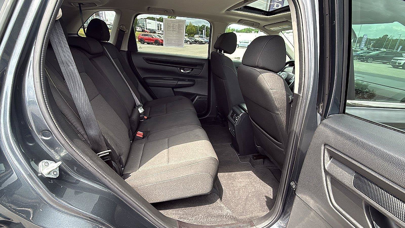 Used 2025 Honda CR-V EX image 18
