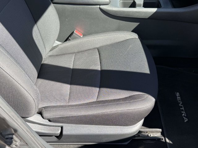 Used 2024 Nissan Sentra SV FWD image 11