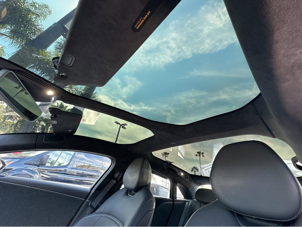 Used 2024 Lucid Air Touring image 7