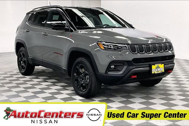 Used 2024 Jeep Compass Trailhawk w/ Trailhawk Elite Group image 1