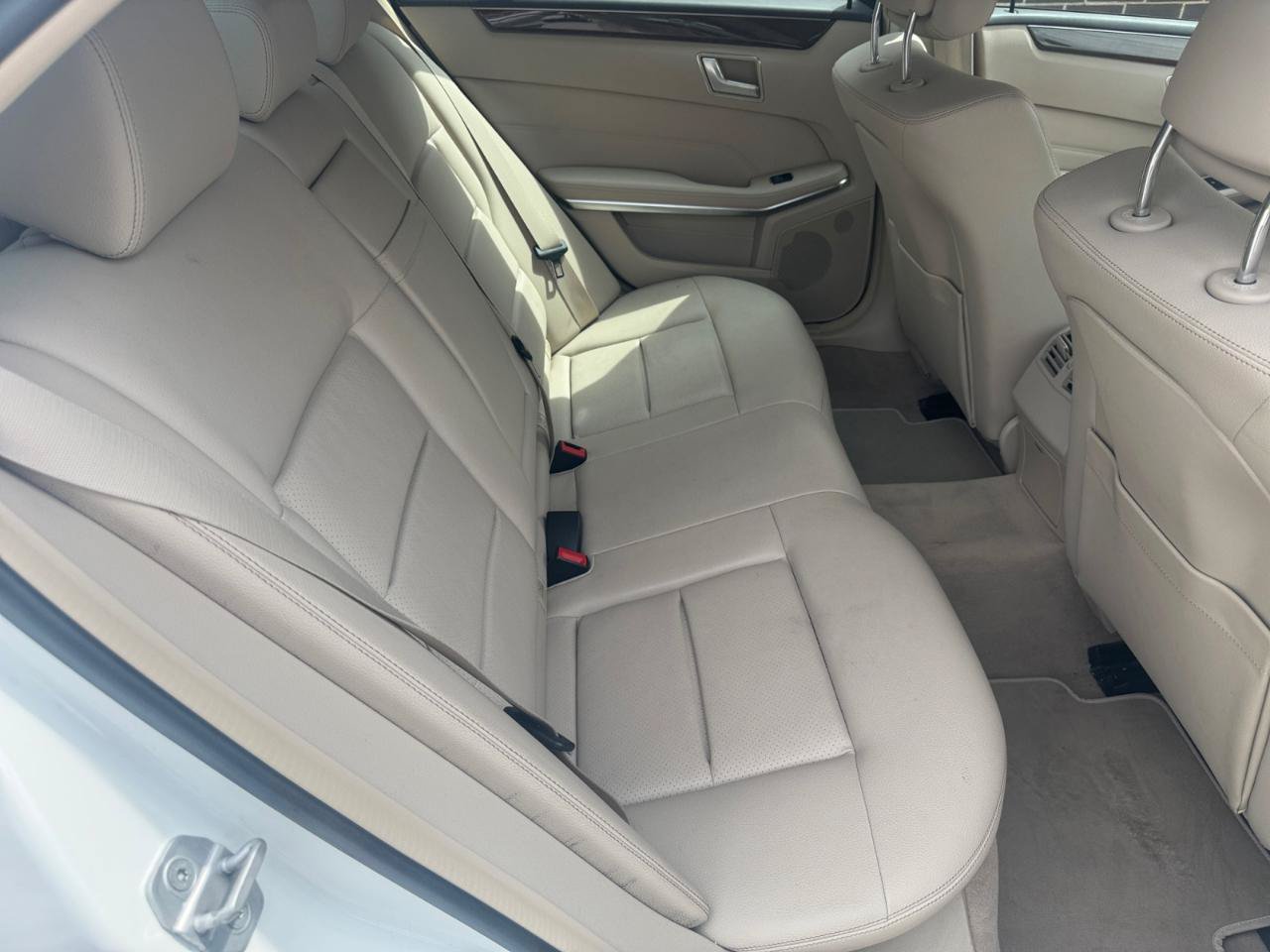Used 2016 Mercedes-Benz E 350 4MATIC Sedan image 14