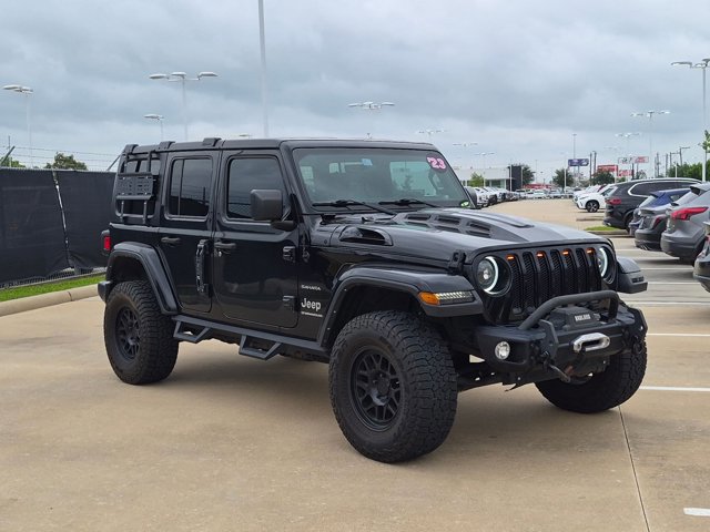 Used 2023 Jeep Wrangler Unlimited Sahara AWD/4WD image 3
