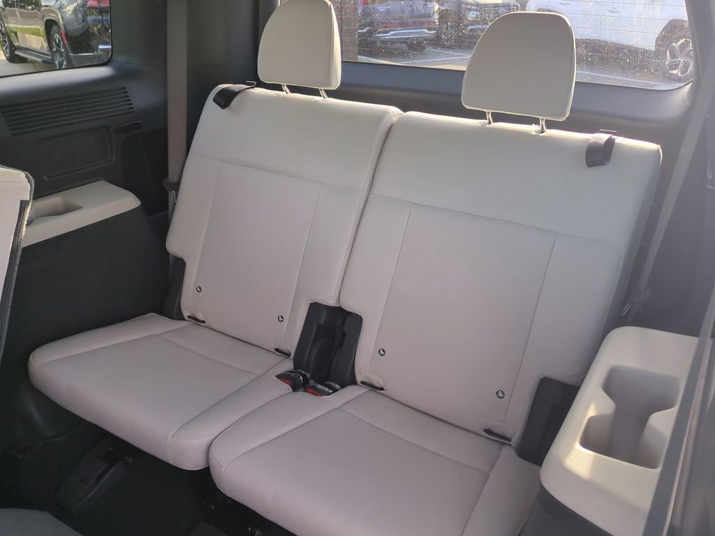 New 2026 Hyundai Santa Fe SE image 16