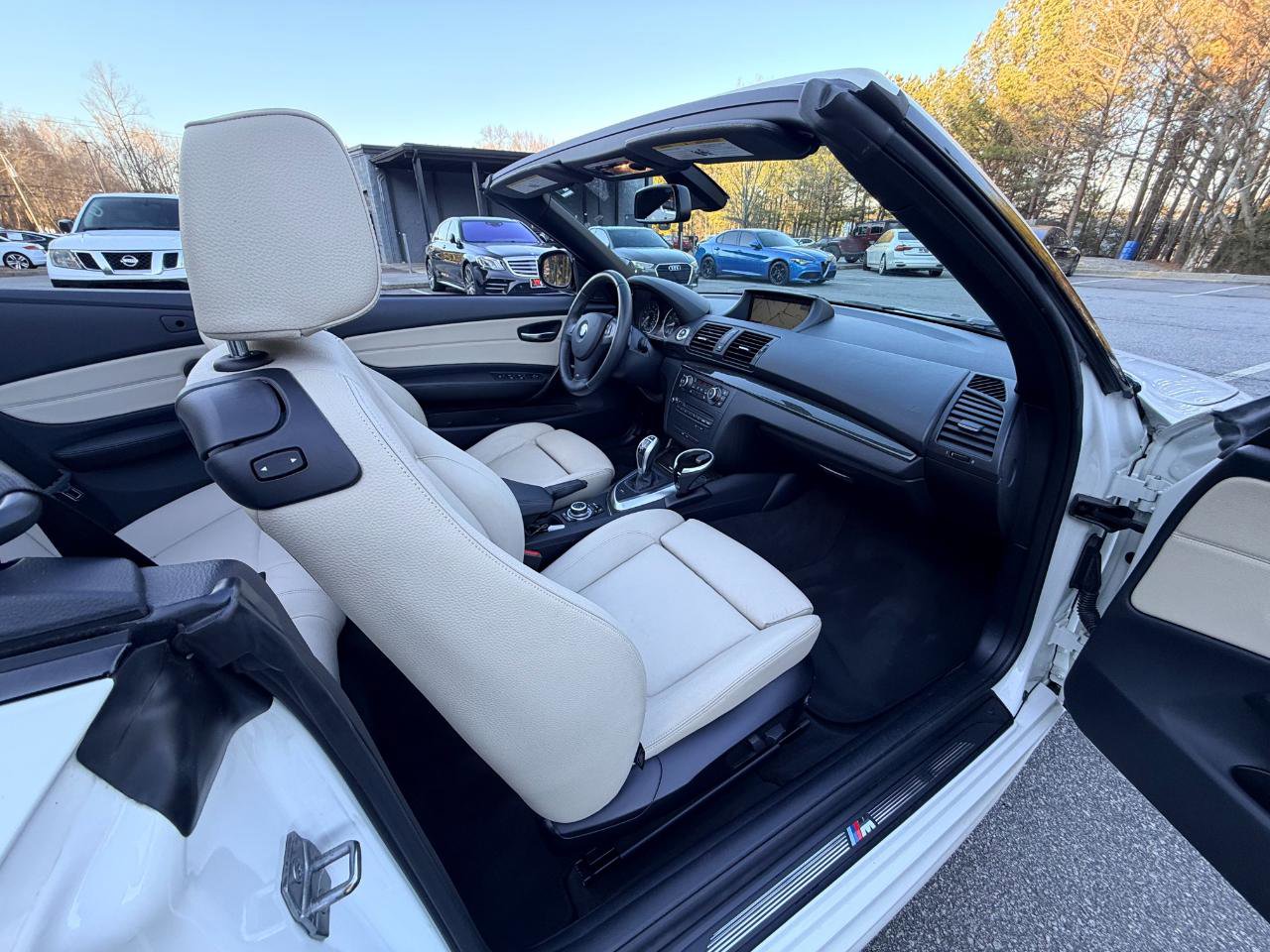 Used 2013 BMW 135i Convertible image 17