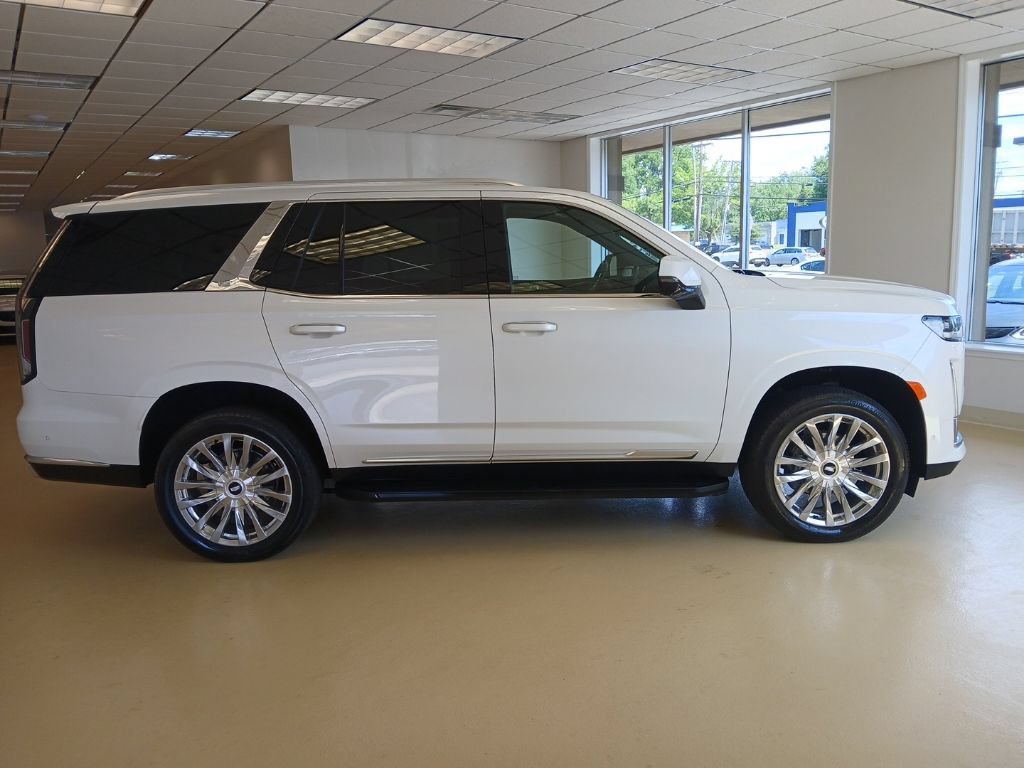 Certified 2023 Cadillac Escalade Premium Luxury AWD/4WD image 8