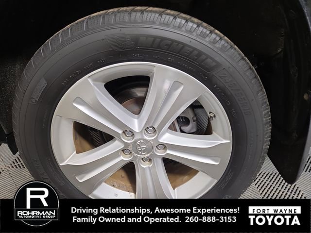 Used 2010 Toyota Highlander Limited image 11