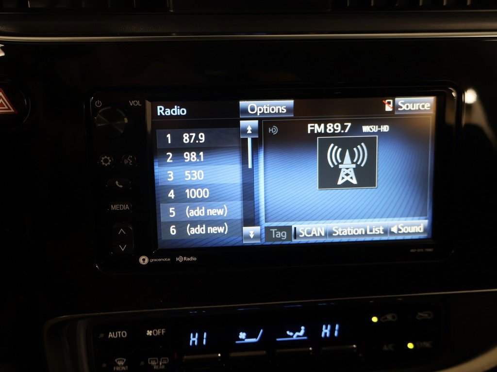 Used 2017 Toyota Corolla iM image 36