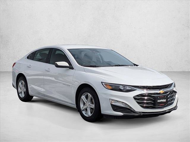 Used 2023 Chevrolet Malibu LT image 3