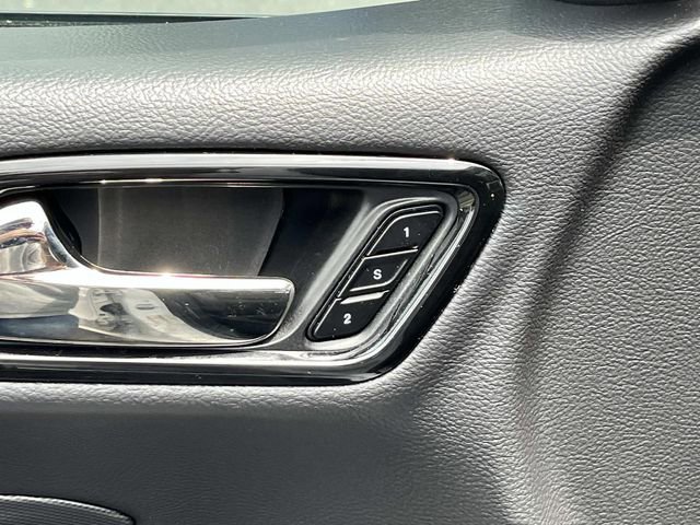 Used 2025 Dodge Durango R/T AWD/4WD image 30