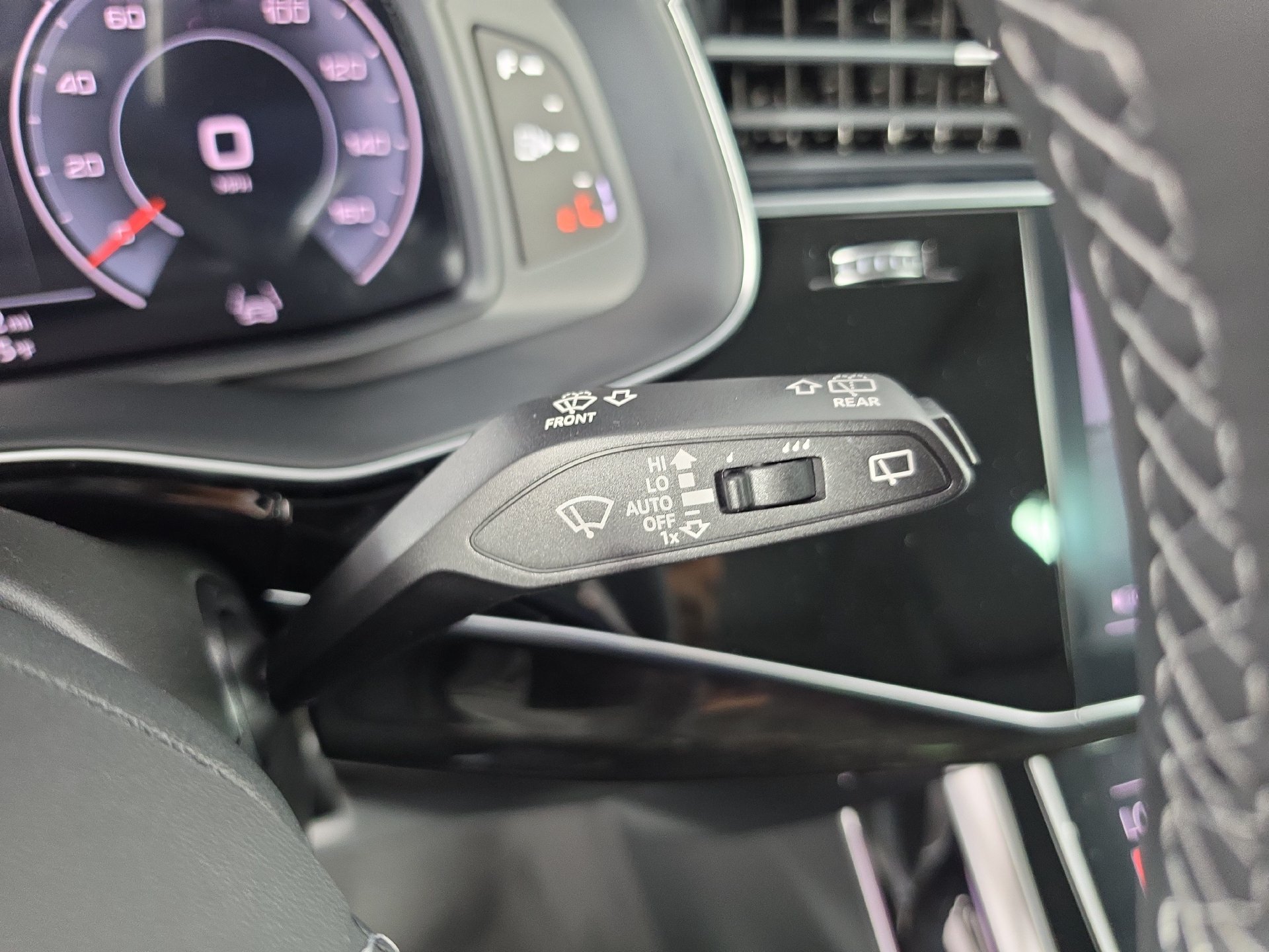 New 2026 Audi Q7 2.0T Premium AWD/4WD image 23