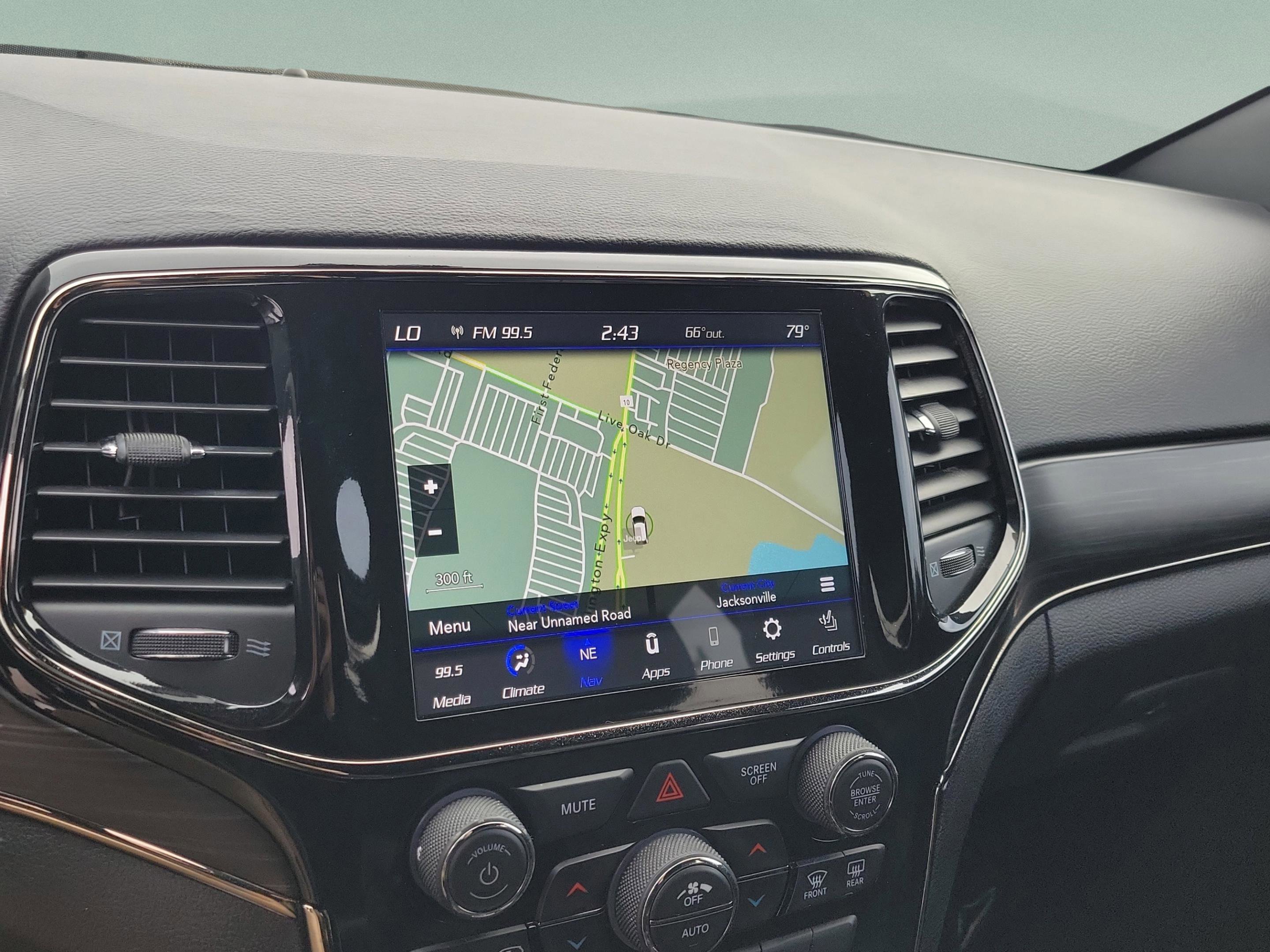 Used 2020 Jeep Grand Cherokee Limited X image 18