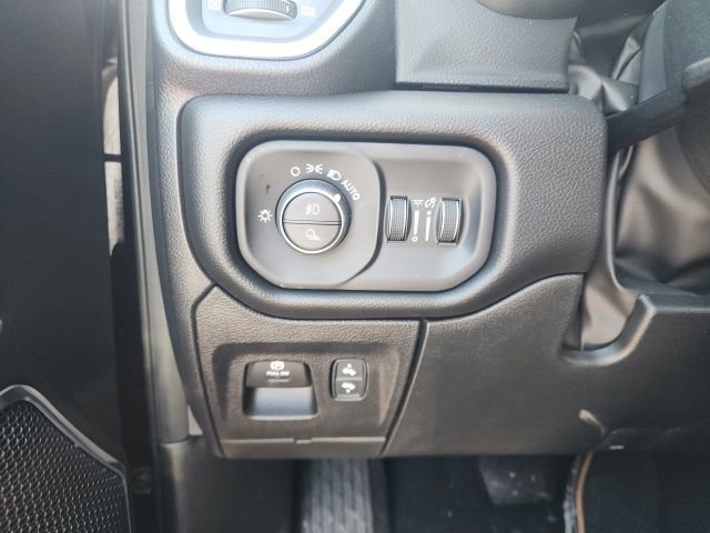 New 2026 RAM 1500 Laramie w/ Night Edition image 17