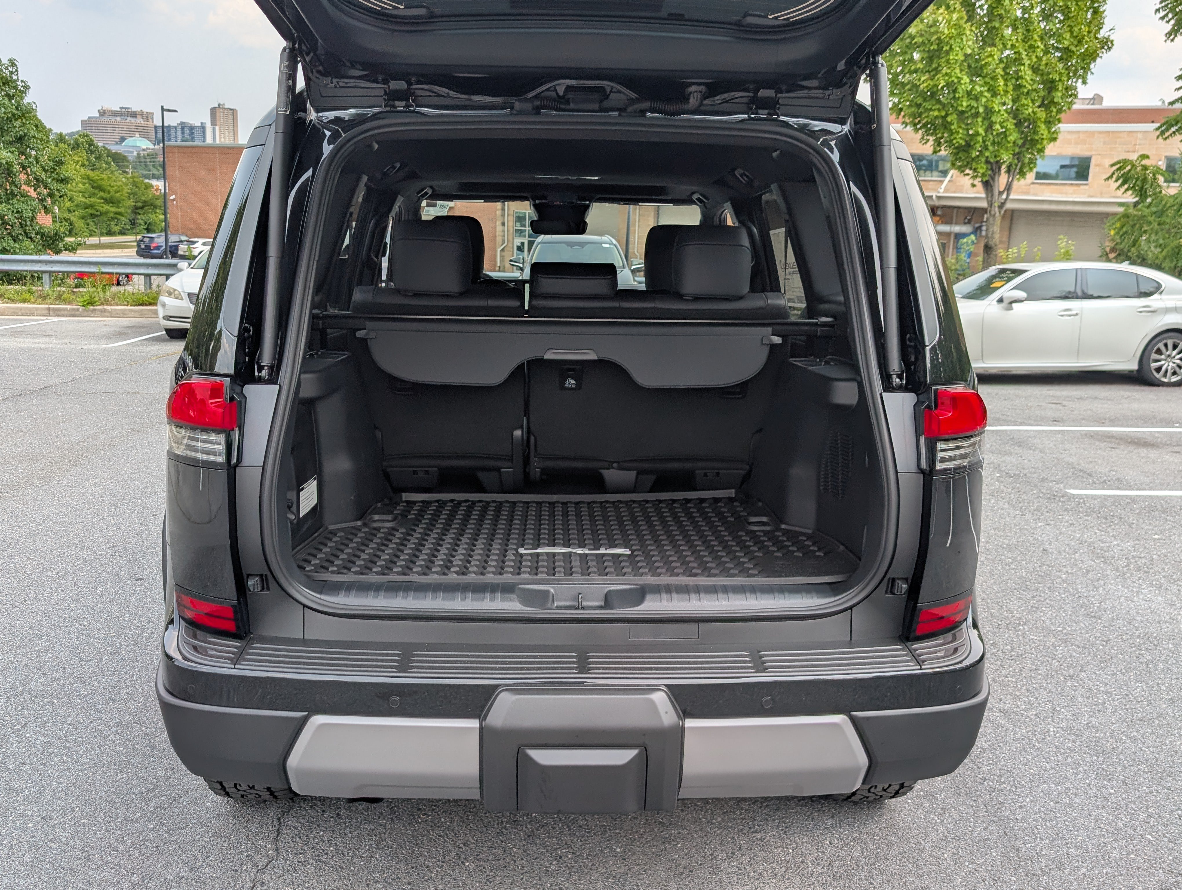New 2026 Lexus GX 550 AWD/4WD image 9