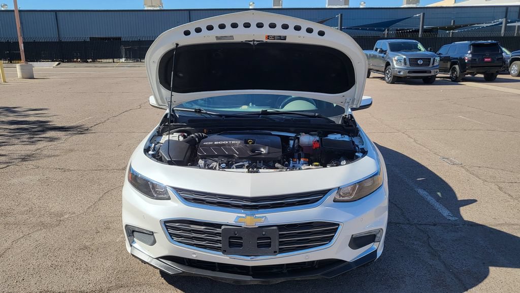 Used 2016 Chevrolet Malibu Hybrid w/ Leather Package FWD image 38