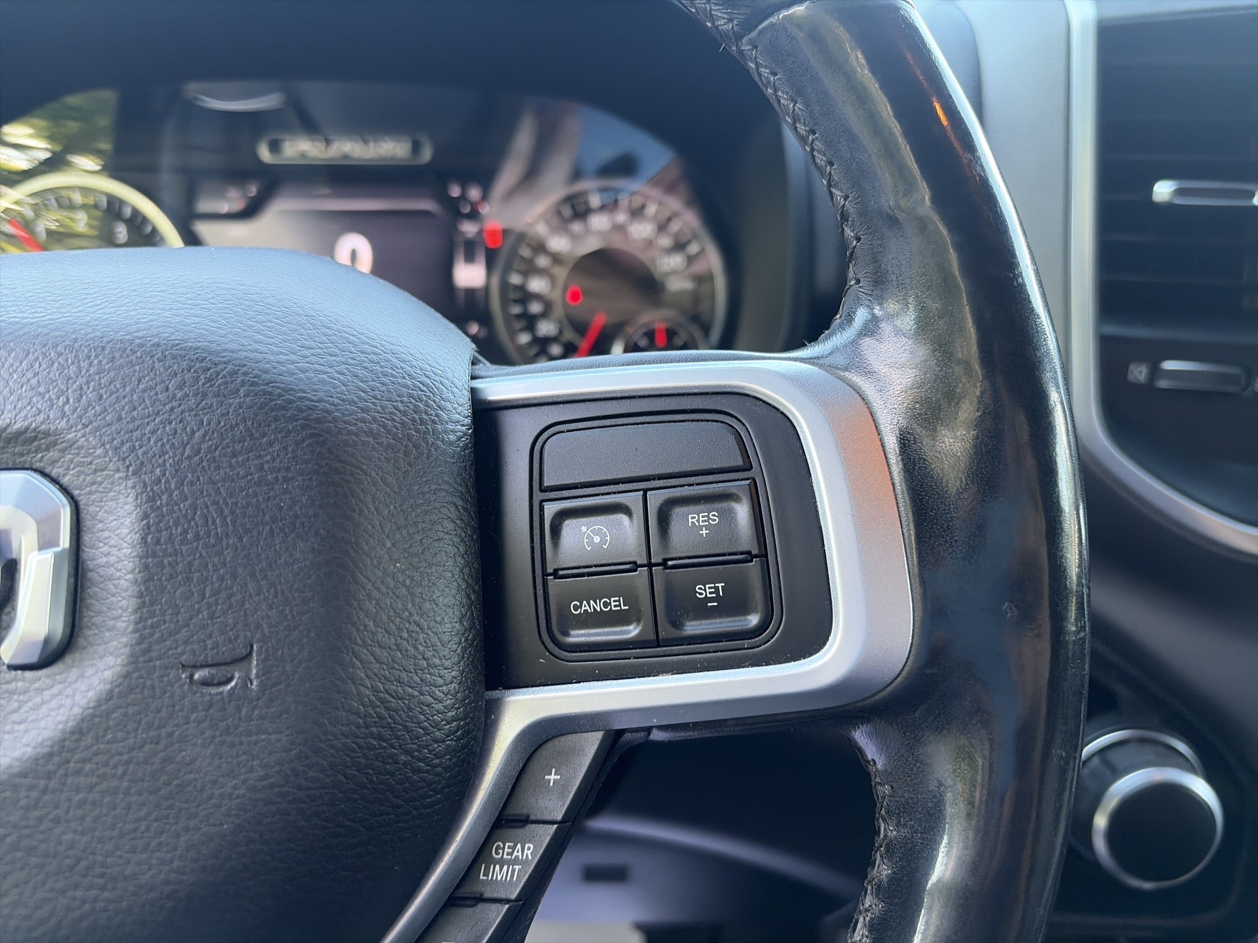 Used 2019 RAM 3500 Big Horn AWD/4WD image 31