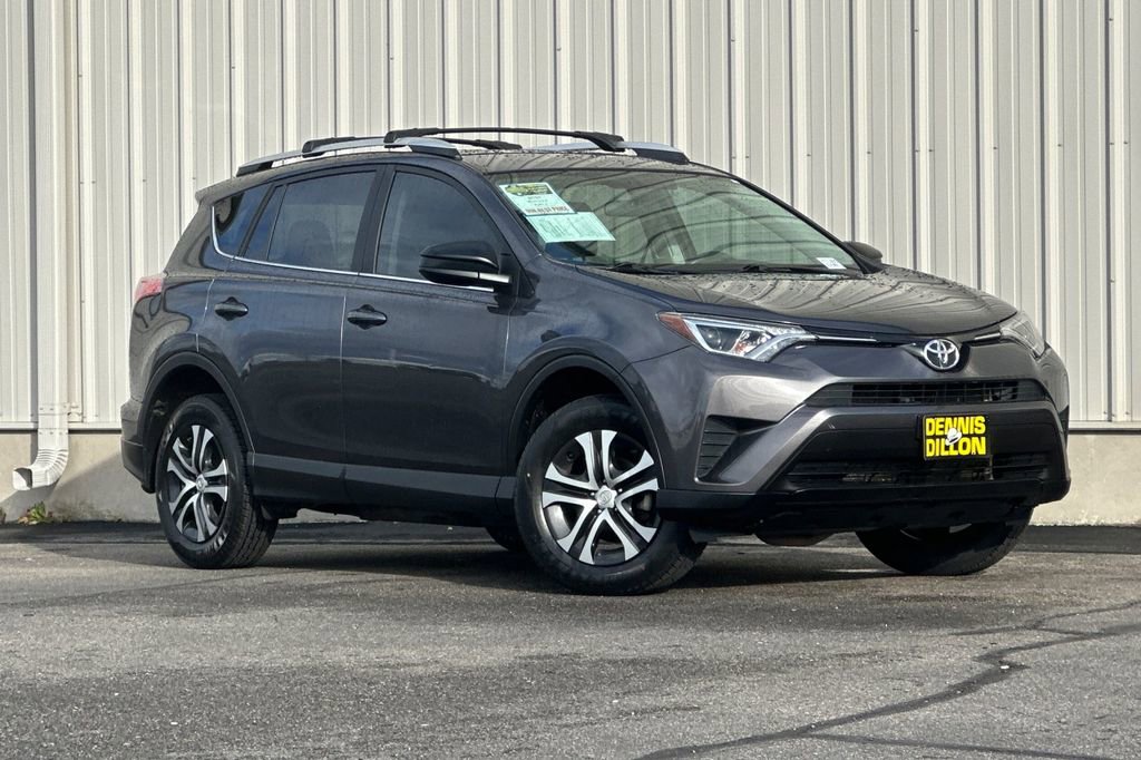 Used 2016 Toyota RAV4 LE image 2