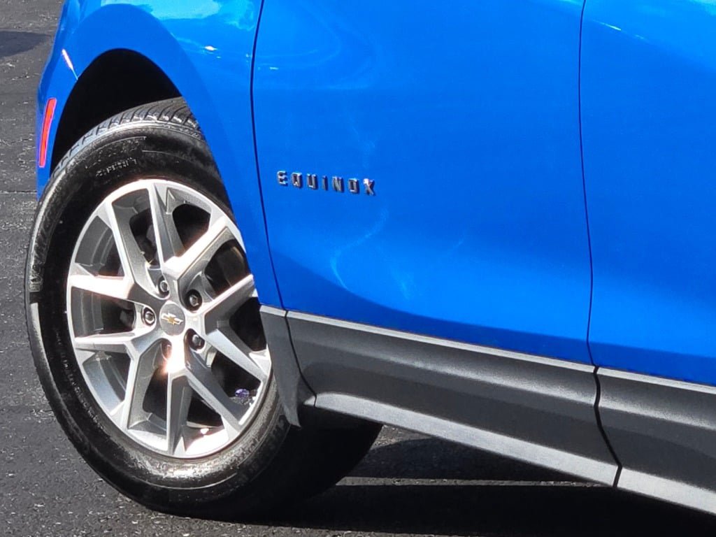 Certified 2024 Chevrolet Equinox LT FWD image 17