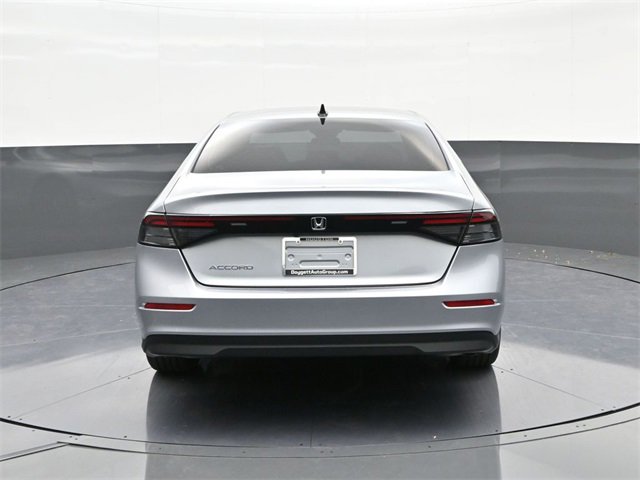 New 2025 Honda Accord SE image 8