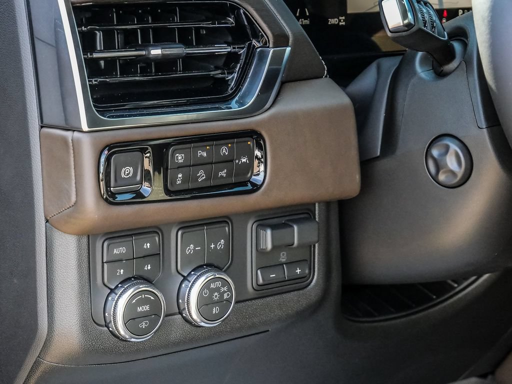 New 2026 GMC Yukon Denali Ultimate w/ LPO, Illumination Package AWD/4WD image 44