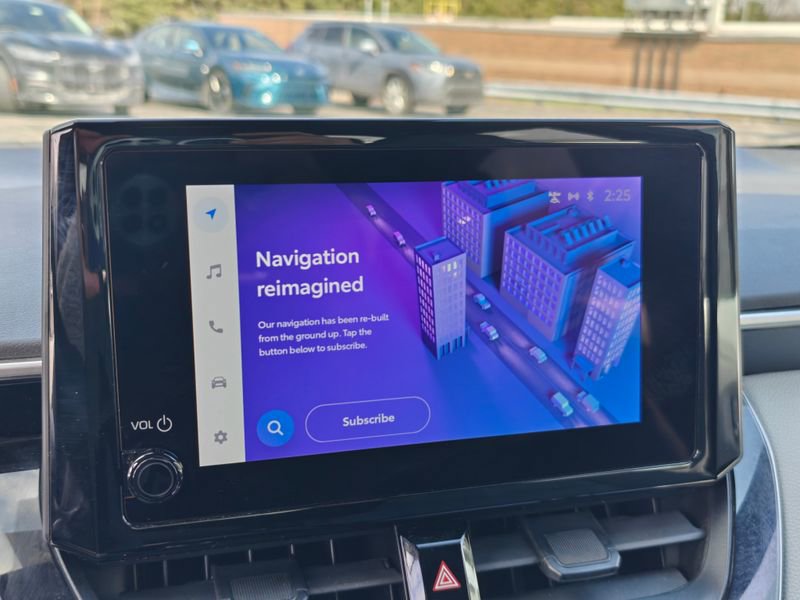 Used 2024 Toyota Corolla SE image 27