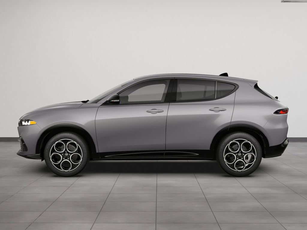 New 2026 Alfa Romeo Tonale image 3