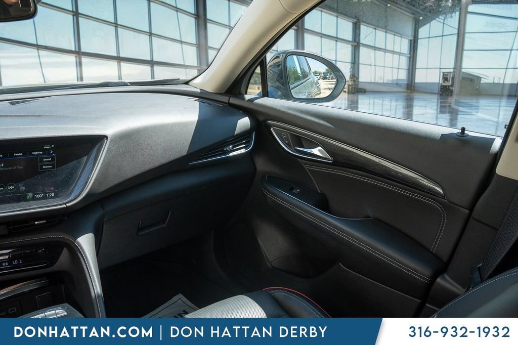 Used 2023 Buick Envision Essence w/ Sport Touring Package AWD/4WD image 14