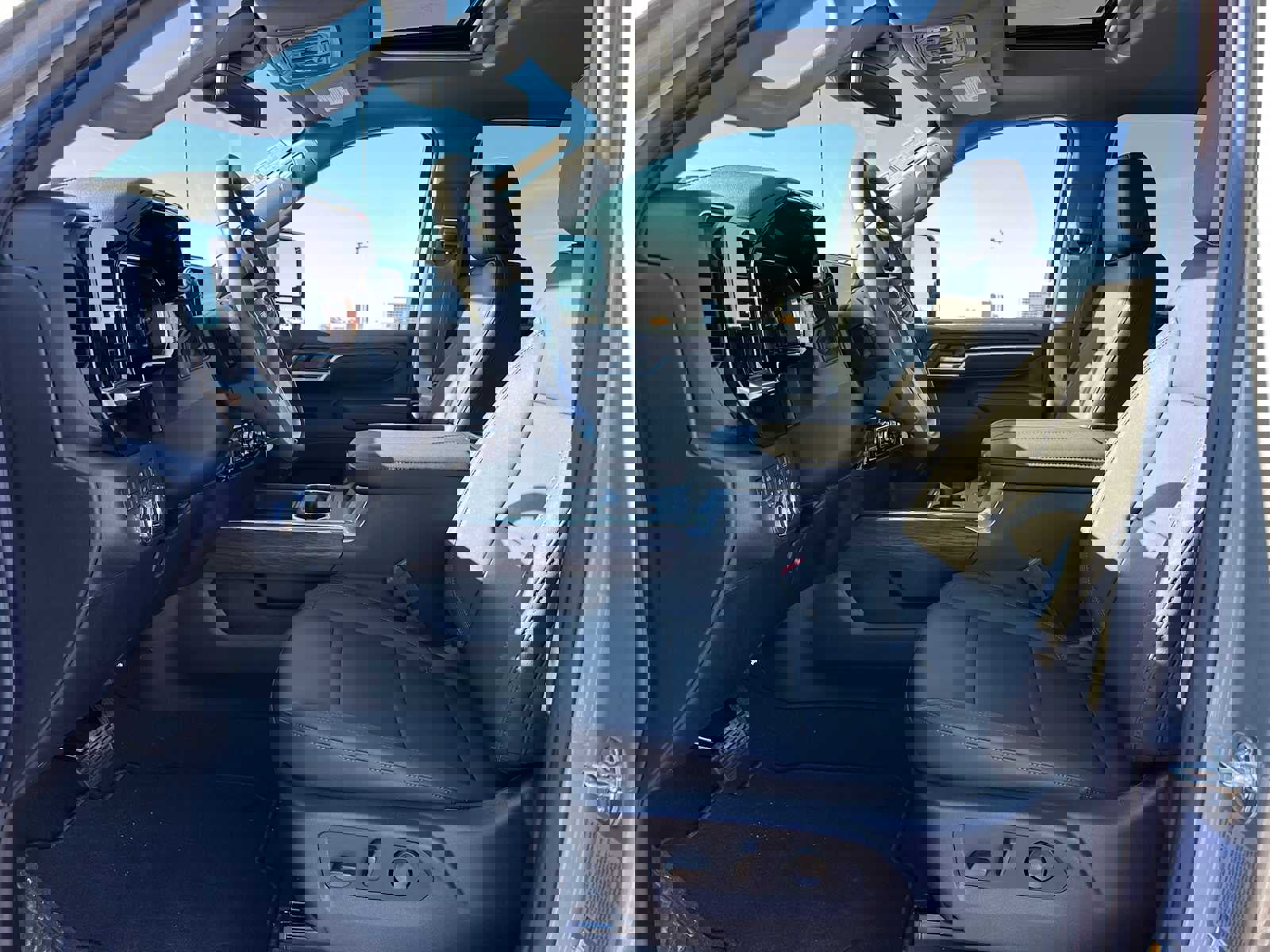 New 2026 GMC Sierra 2500 SLT w/ SLT Convenience Package image 20