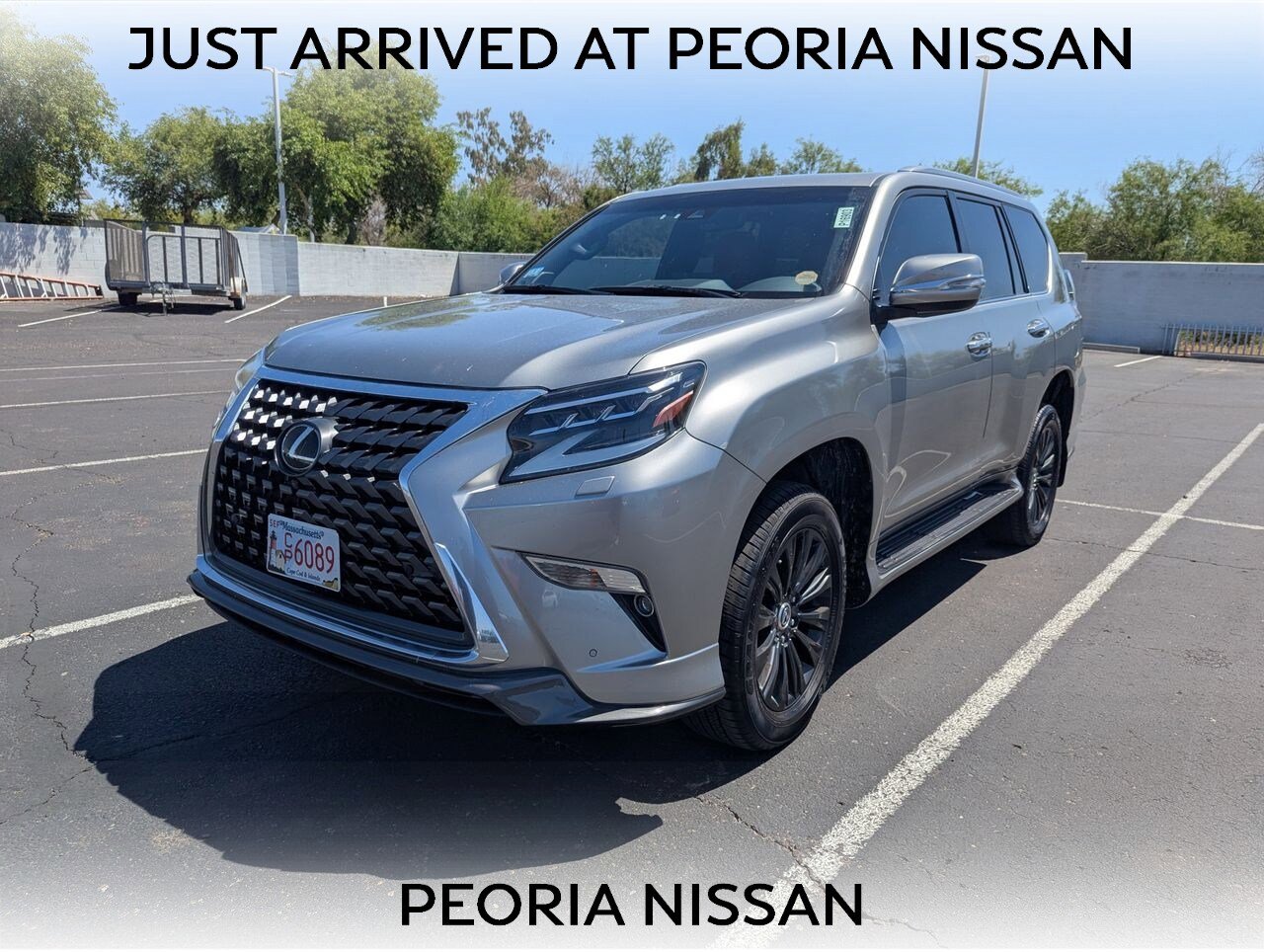 Used 2023 Lexus GX 460 Luxury w/ Sport Design Package image 1