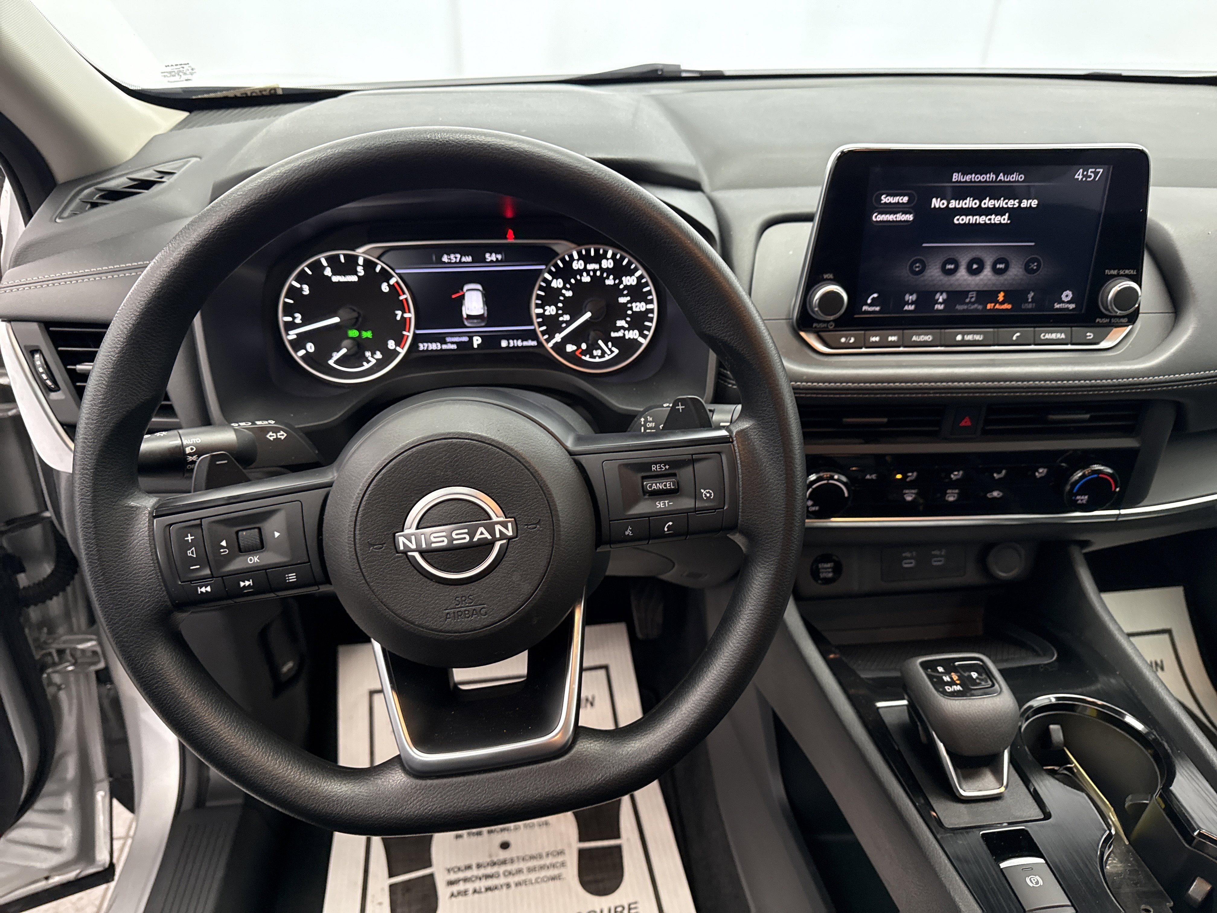 Used 2024 Nissan Rogue S image 9