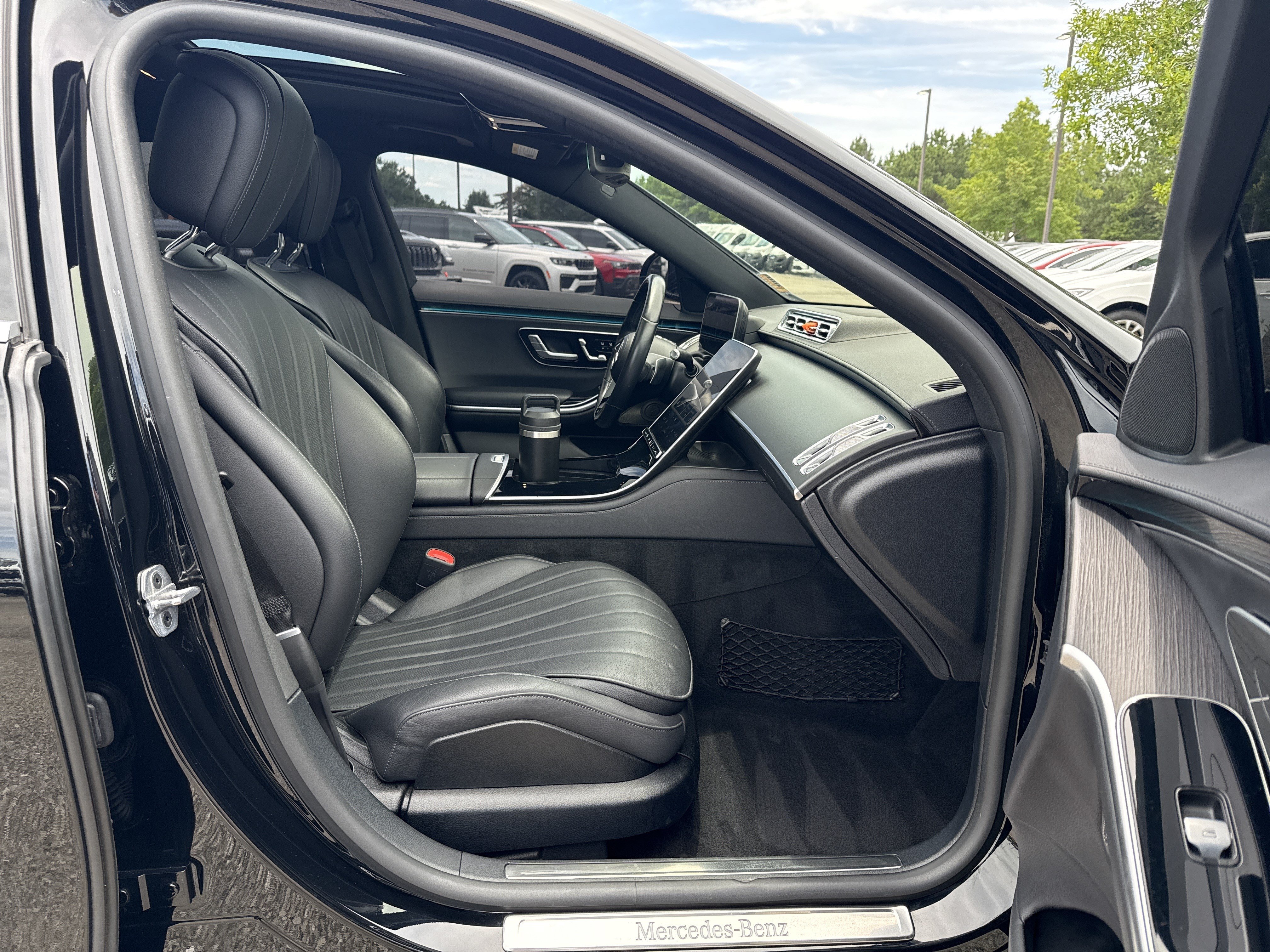 Used 2023 Mercedes-Benz S 500 4MATIC image 13