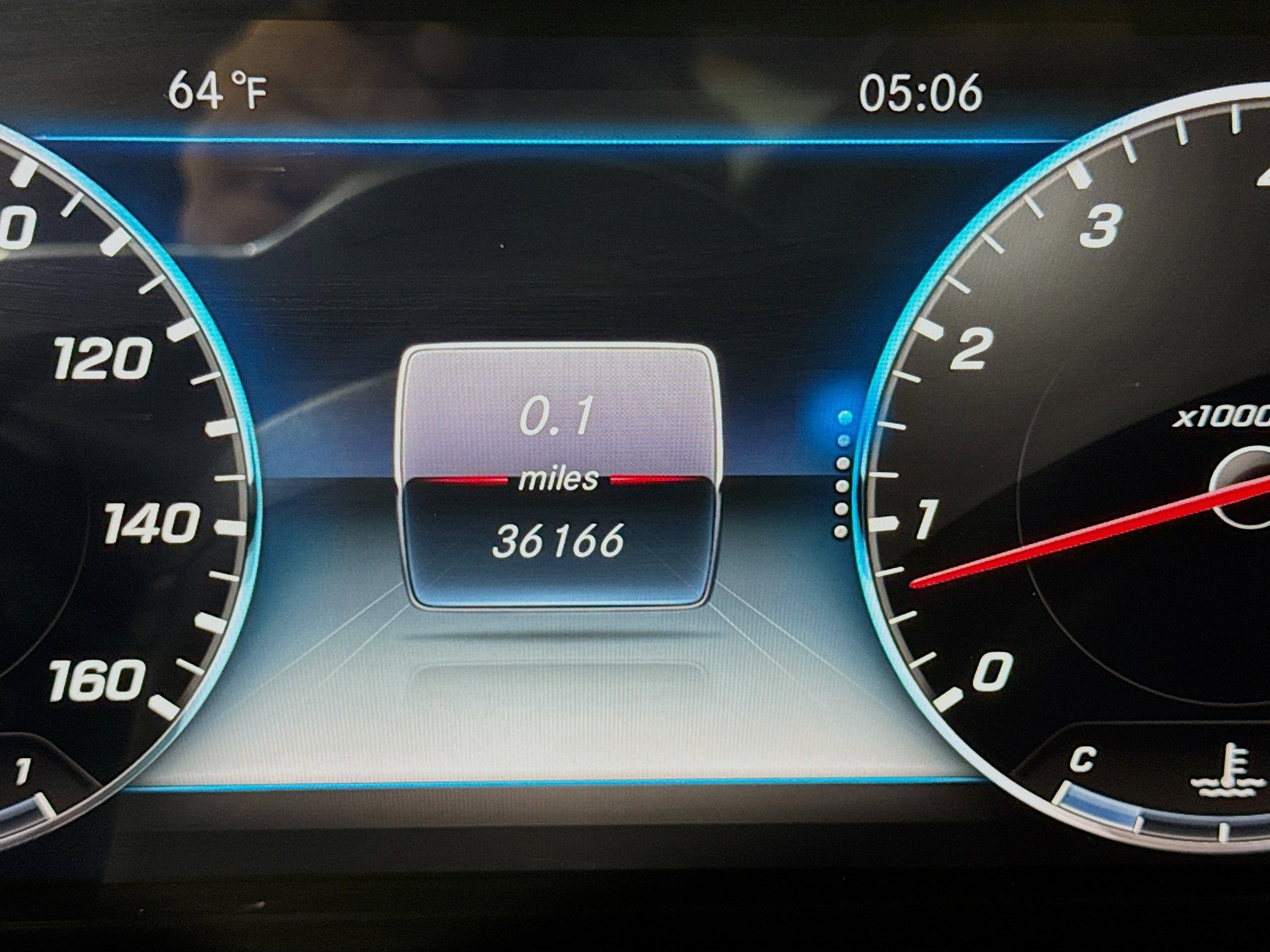 Used 2020 Mercedes-Benz E 450 4MATIC Sedan w/ Parking Assistance Package image 12