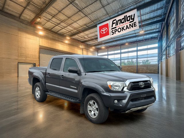 Used 2015 Toyota Tacoma 4x4 Double Cab w/ SR5 Package image 3