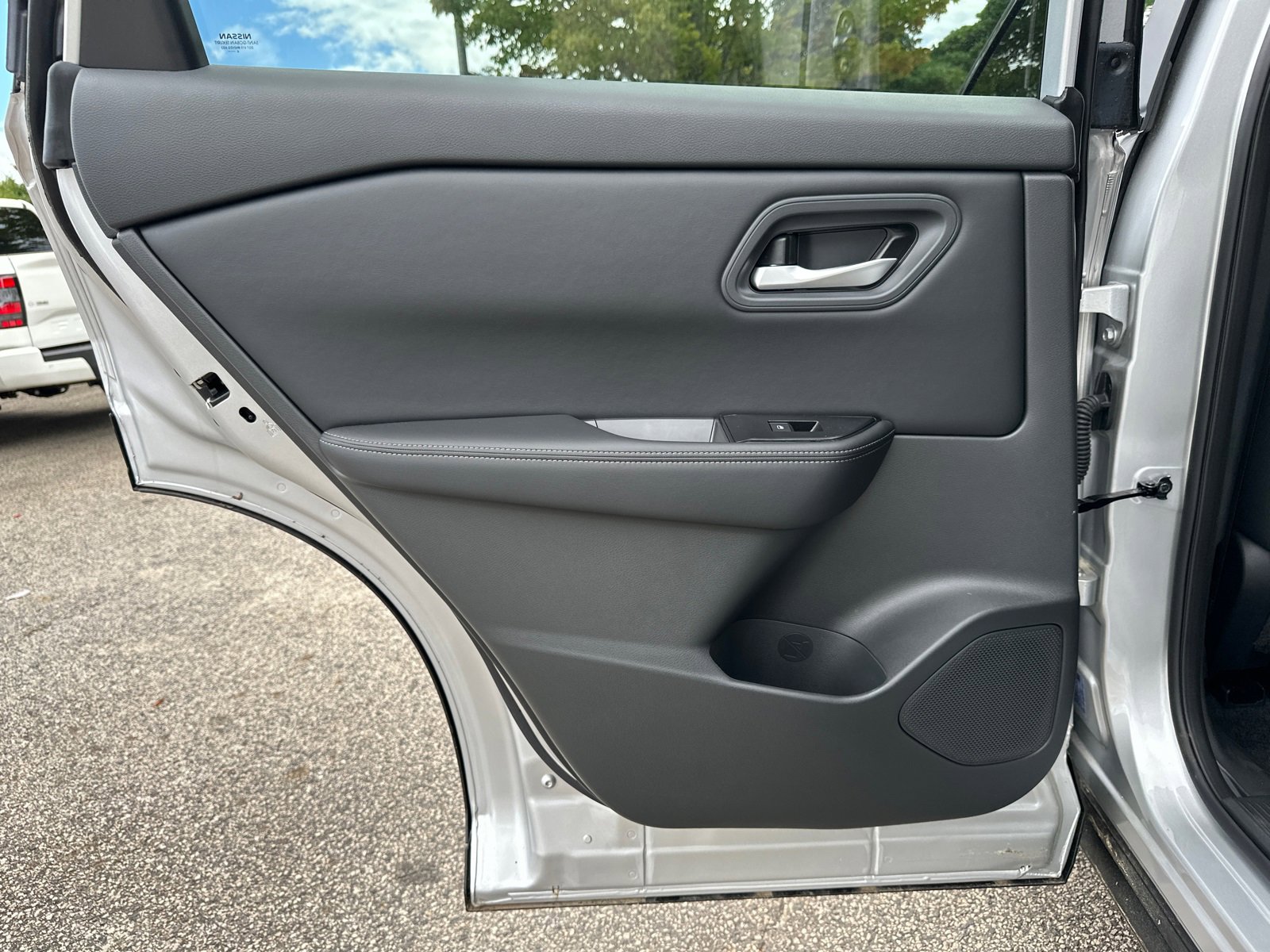 New 2025 Nissan Rogue SV image 23