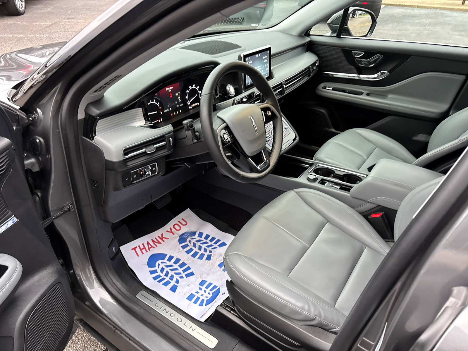 Used 2022 Lincoln Corsair FWD image 25