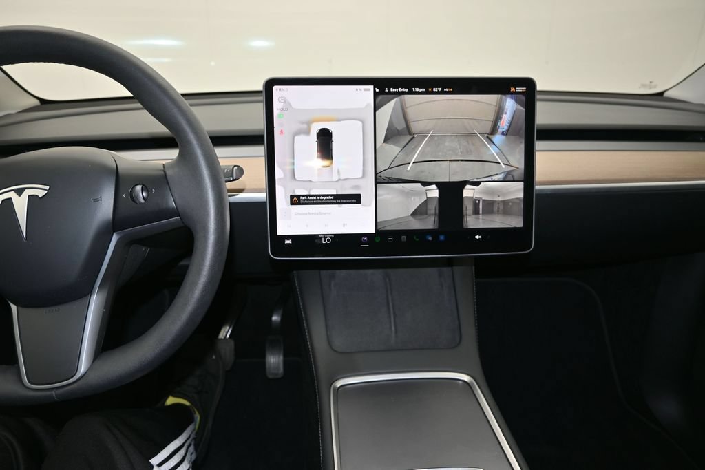 Used 2023 Tesla Model Y Long Range AWD/4WD image 19