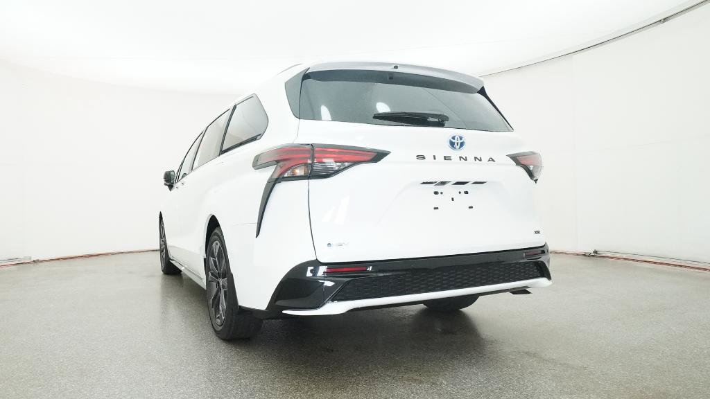 New 2025 Toyota Sienna XSE FWD image 25