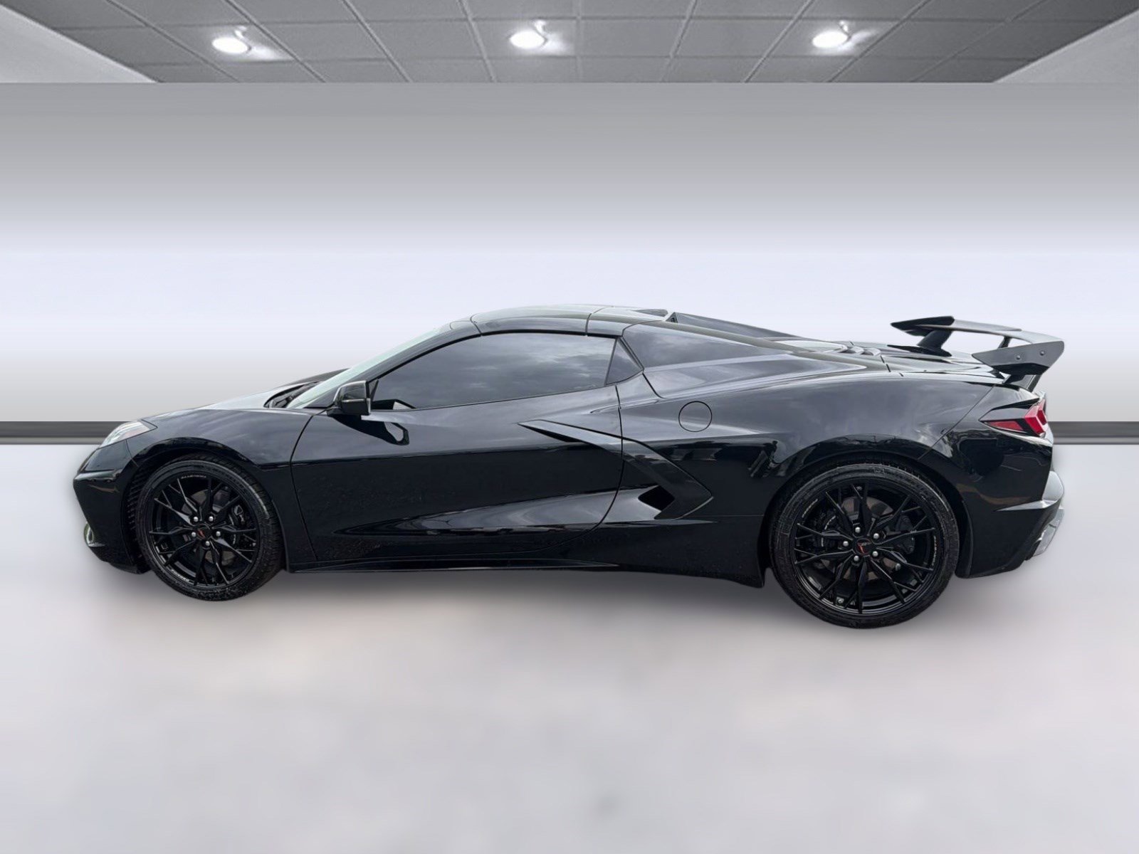 Used 2023 Chevrolet Corvette Stingray Convertible w/ 1LT RWD image 2