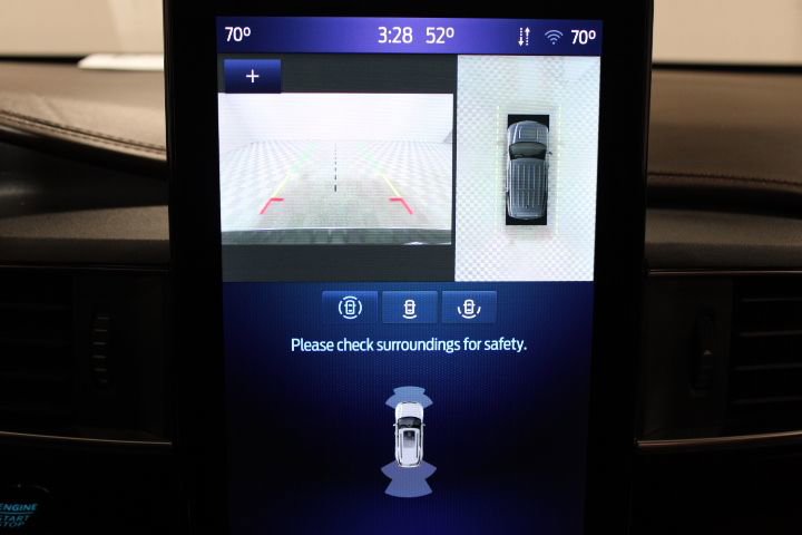 Used 2022 Ford Explorer King Ranch w/ Technology Package image 47