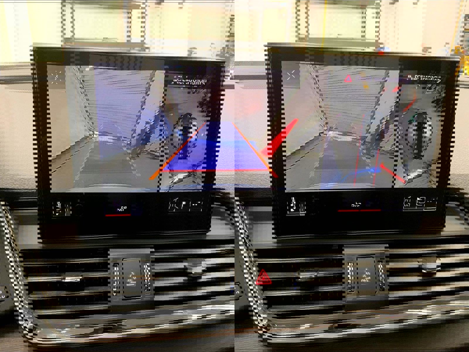 Used 2025 Audi Q5 2.0T Premium Plus w/ Premium Plus Package image 23