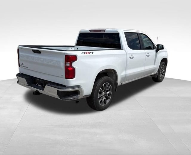 Used 2024 Chevrolet Silverado 1500 LT AWD/4WD image 2
