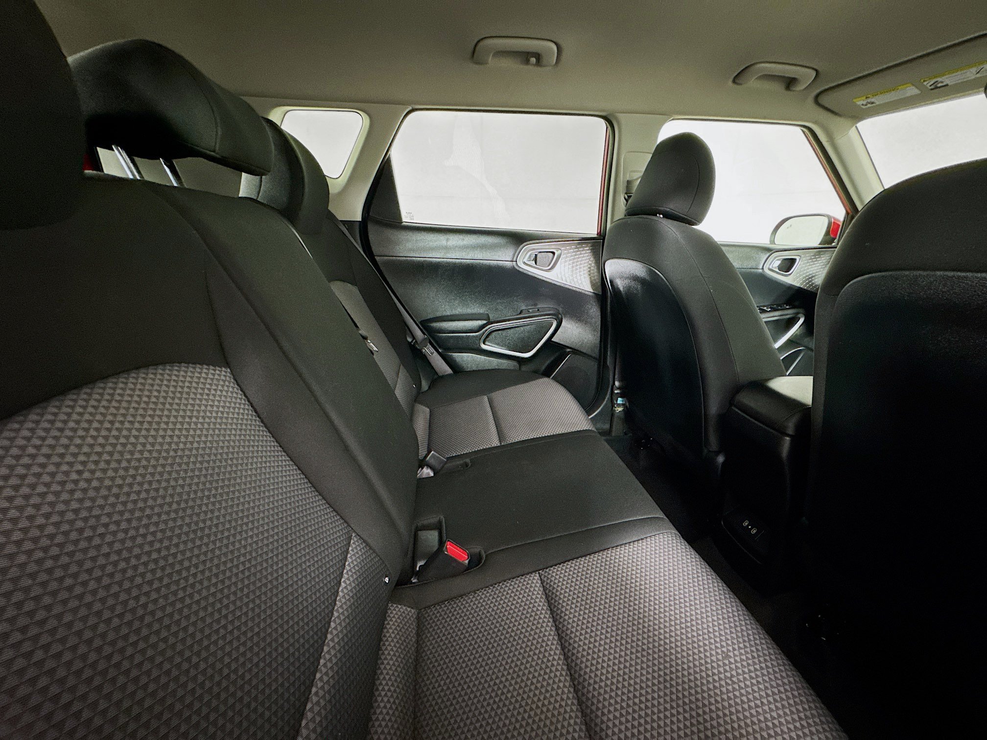 Used 2025 Kia Soul S FWD image 25