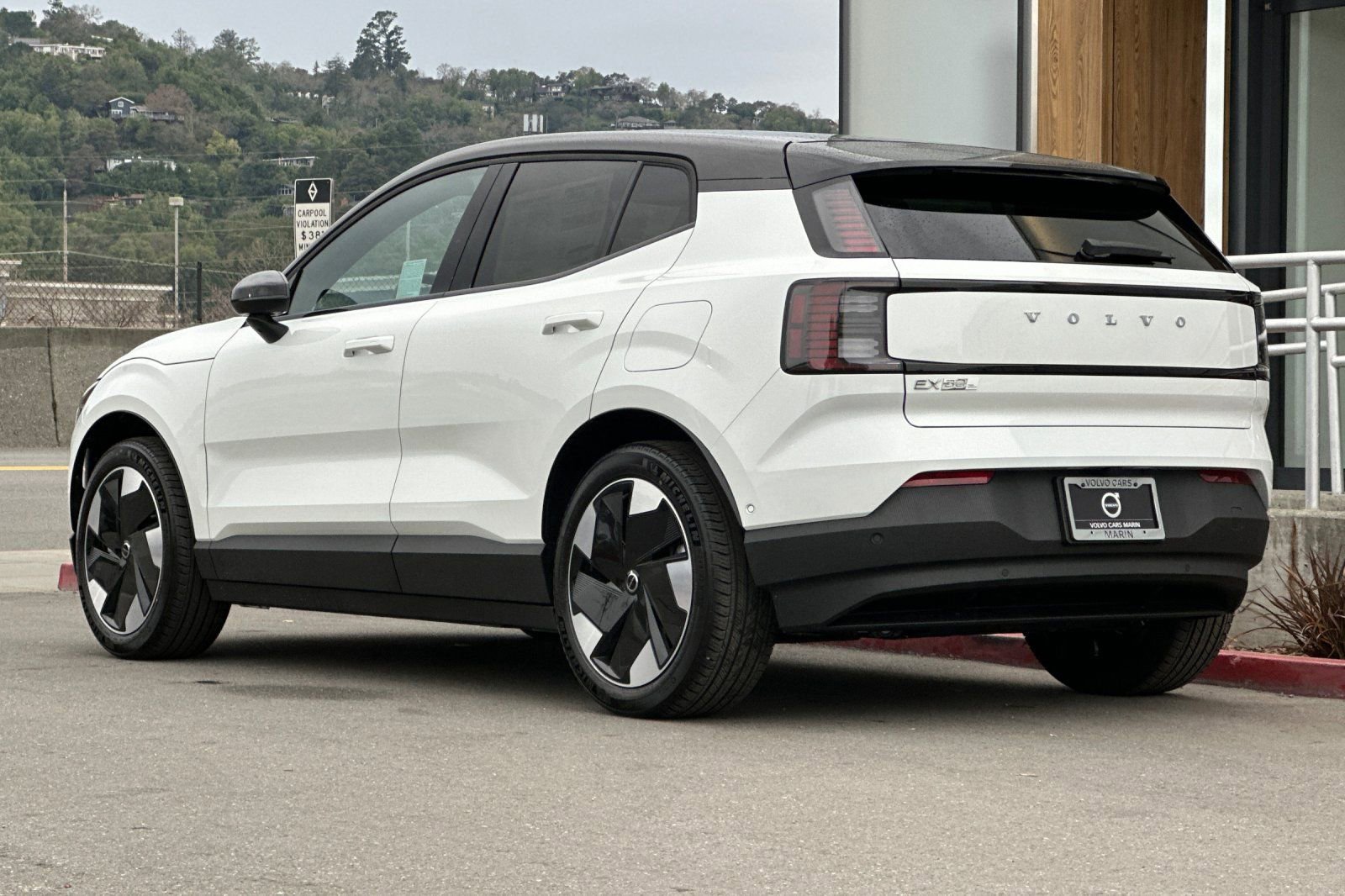 New 2026 Volvo EX30 Ultra w/ Climate Package image 6