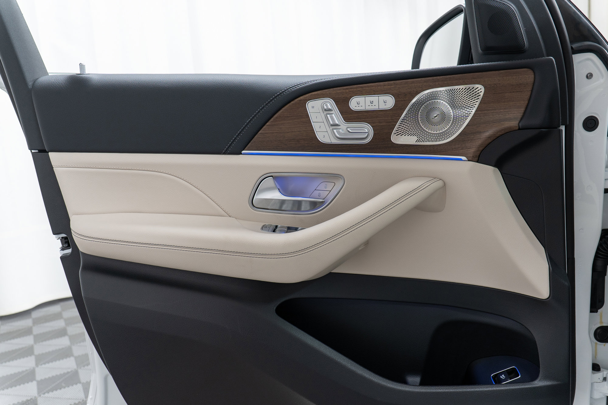 New 2026 Mercedes-Benz GLE 580 4MATIC image 11