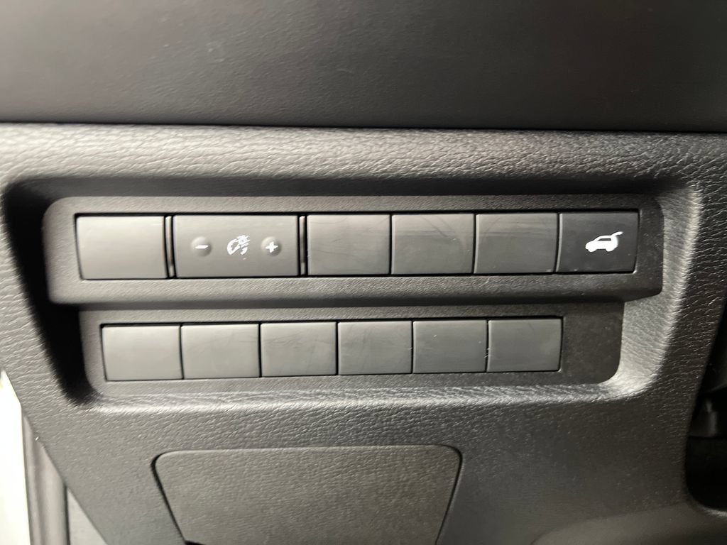 Used 2024 Mitsubishi Outlander SE AWD/4WD image 52