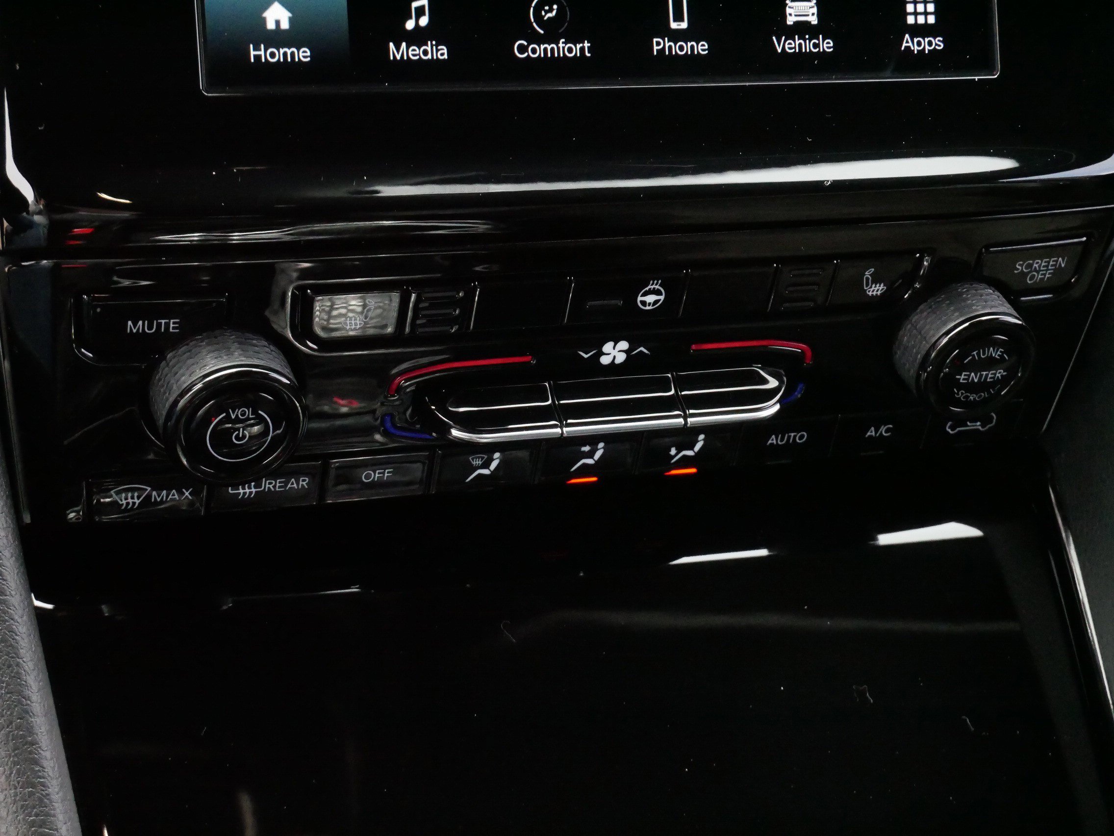 Used 2023 Jeep Grand Cherokee Altitude image 23